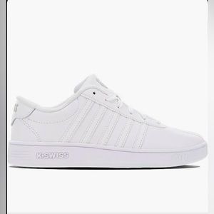 Kids’ Classic VN Sneaker Big Kid K Swiss